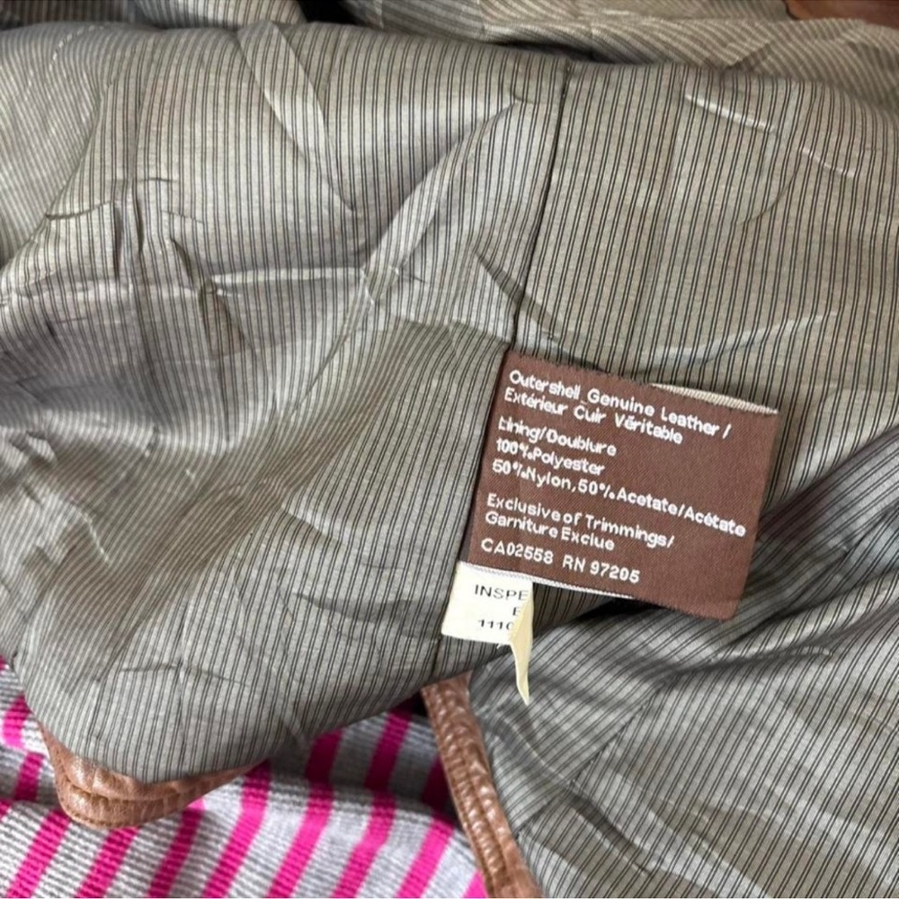 Danier Women's Tan Leather Jacket - Picture 6 of 8